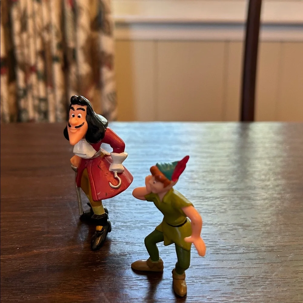 Peter Pan cake topper two piece set